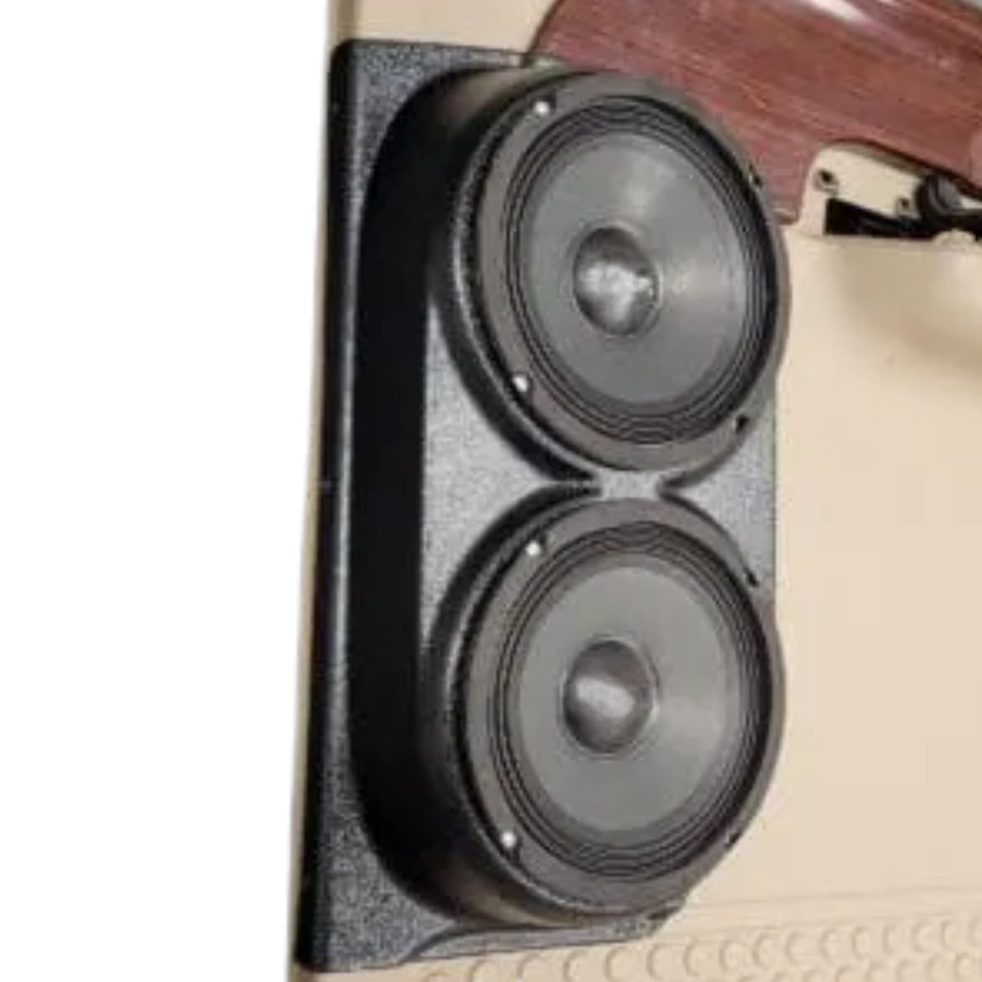 Rear Door Dual 6.5 in Speaker Pods for 1999-2007 Ford F-250F-350 Rear Door Custom Speaker Pods for the 1999-2007 Ford F-250F-350 to hold Dual 6.5 in speakers for car audio installation upgrade