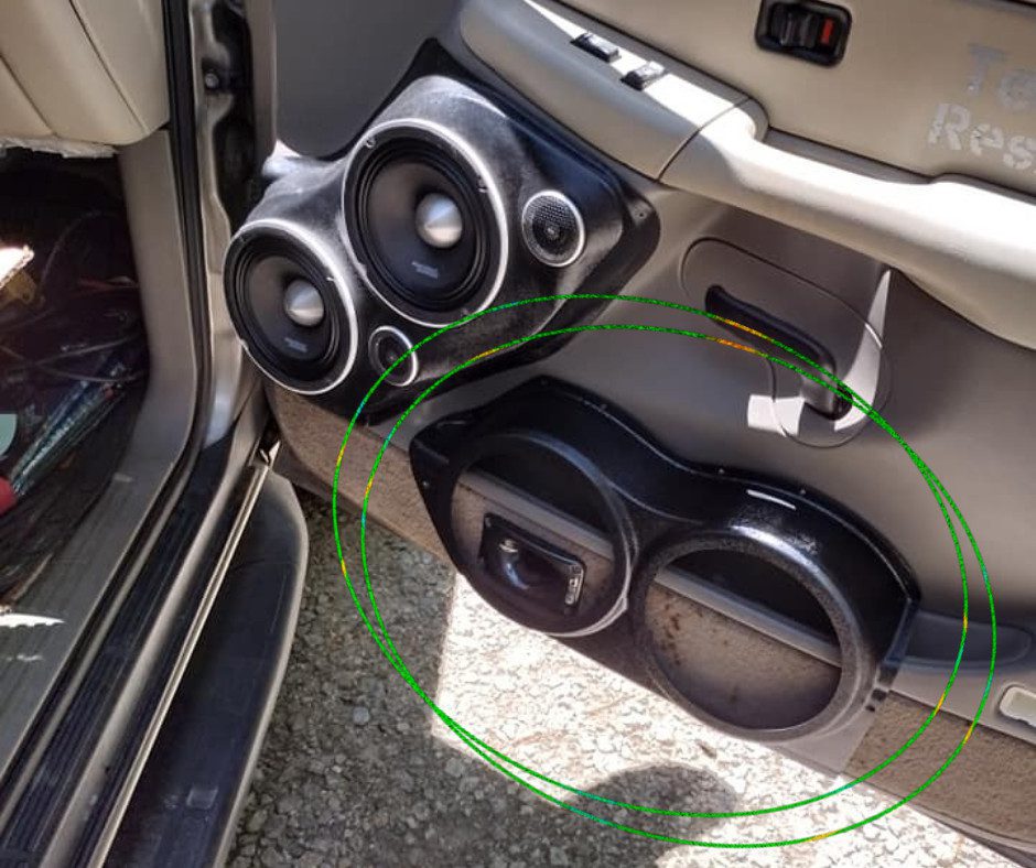 Front Door Custom Speaker Pods for the 2000-2006 Cadillac Escalade Chevrolet Avalanche Silverado Tahoe Suburban GMC Sierra Yukon to hold Dual 8.0 in speakers for car audio installation upgrade