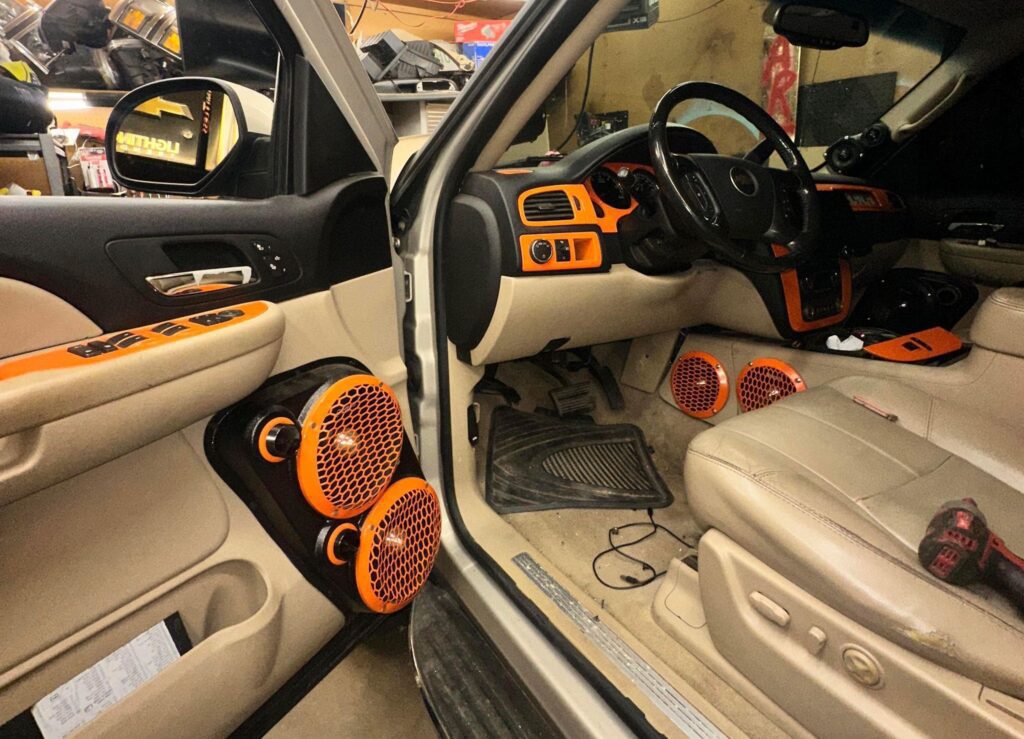 Front Door Custom Speaker Pods for the 2007-2009 Cadillac Escalade Chevrolet Avalanche Tahoe Silverado Suburban GMC Yukon Sierra to hold Dual 8.0 in and Dual 2.0 in speakers for car audio installation upgrade