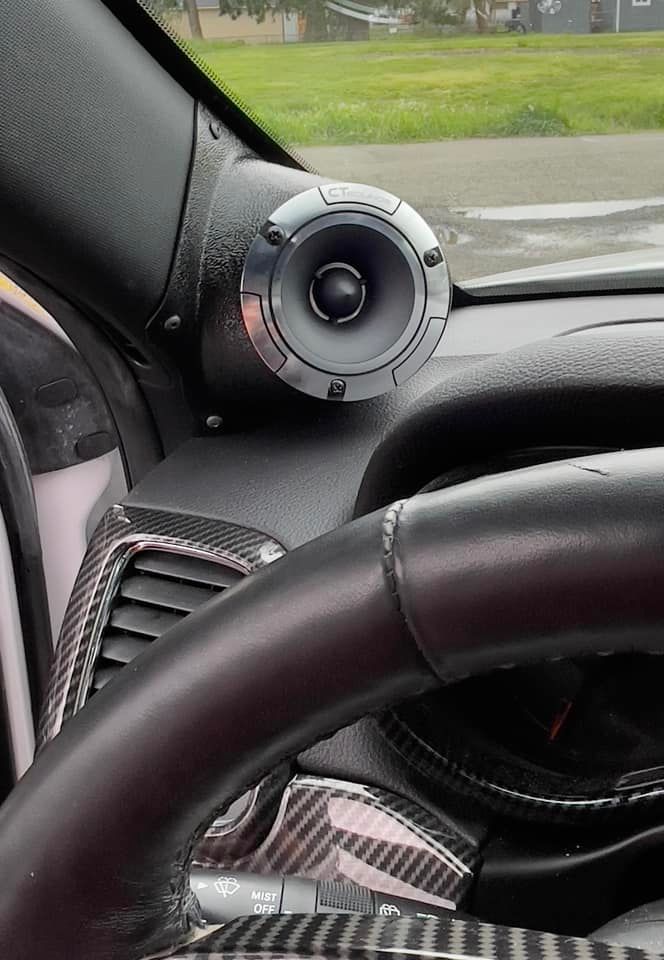 A-Pillar Custom Speaker Pods for the 2011-2023 Dodge Durango Jeep GrandCherokee to hold 3.5 in speakers for car audio installation upgrade