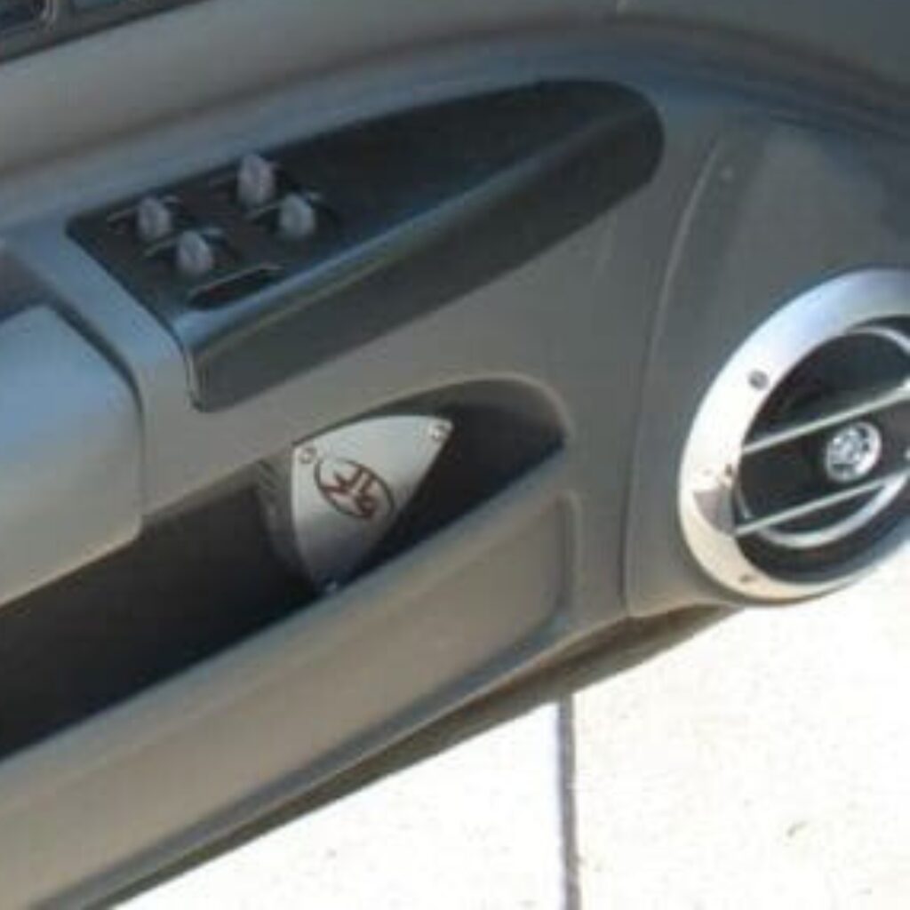 Front Door Custom Speaker Pods for the 1992-1996 Chevrolet Caprice Impala to hold 6.5 in speakers for car audio installation upgrade