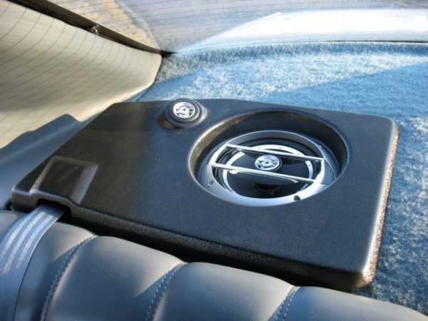 customer image Speaker Upgrade for the Rear Deck of your 1992-1996 Chevrolet Caprice, Impala SS. Easy installation of a 6.5" Component Set for the most powerful car stereo possible.