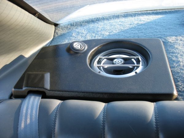customer image Speaker Upgrade for the Rear Deck of your 1992-1996 Chevrolet Caprice, Impala SS. Easy installation of a 6.5" Component Set for the most powerful car stereo possible.