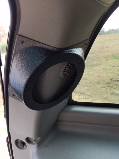 Rear D-Pillar Custom Speaker Pods for the 2000-2006 Cadillac Escalade Chevrolet Avalanche Silverado Tahoe Suburban GMC Sierra Yukon to hold 6.5 in speakers for car audio installation upgrade