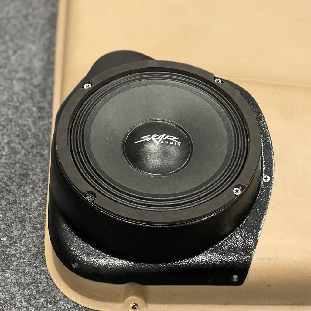 Front Door Custom Speaker Pods for the 1998-2000 Dodge Dakota Durango to hold 8.0 in speakers for car audio installation upgrade