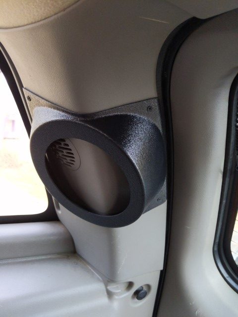Rear D-Pillar Custom Speaker Pods for the 2000-2006 Cadillac Escalade Chevrolet Avalanche Silverado Tahoe Suburban GMC Sierra Yukon to hold 6.5 in speakers for car audio installation upgrade